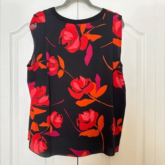 CAbi Woman’s Sleeveless Floral Top M - Picture 2 of 3